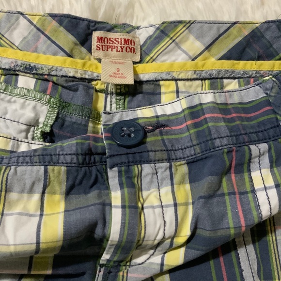 Mossimo Supply co. Bermuda Shorts - Picture 3 of 3